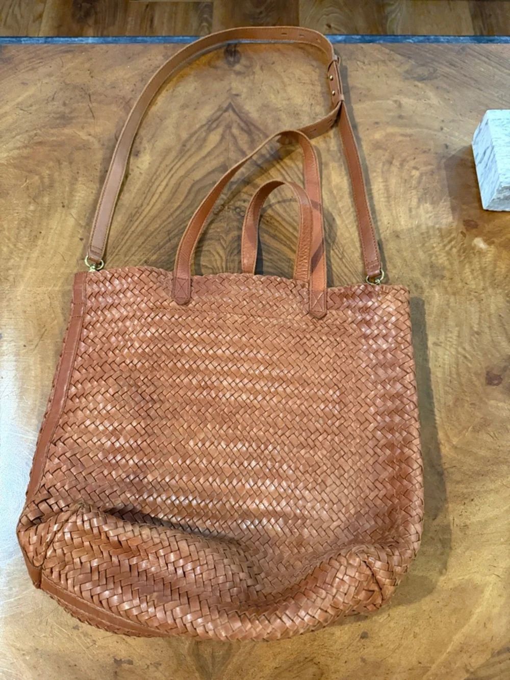 Madewell Woven Leather Tote in Cognac Brown - Picture 5 of 13